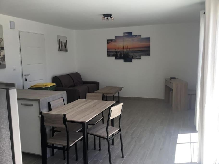 Jolie Maison Sur Ors Grand-Village-Plage エクステリア 写真